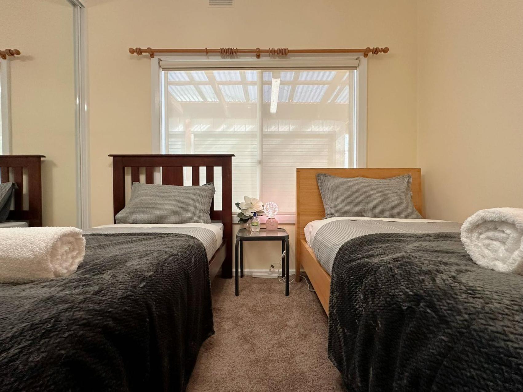 Coleman Comfort Hub - Close To City&Air Port Moonah Exteriör bild